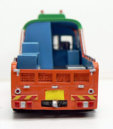 Click on image for larger pohotograph