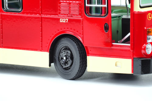 Click on image for larger photograph