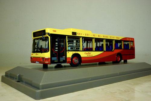 Click on image for larger photograph