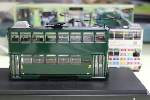 Click on image for larger photograph