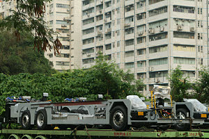 Click on image for larger photograph