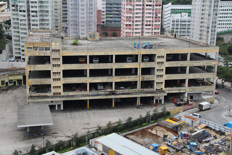 Click on image for larger photograph