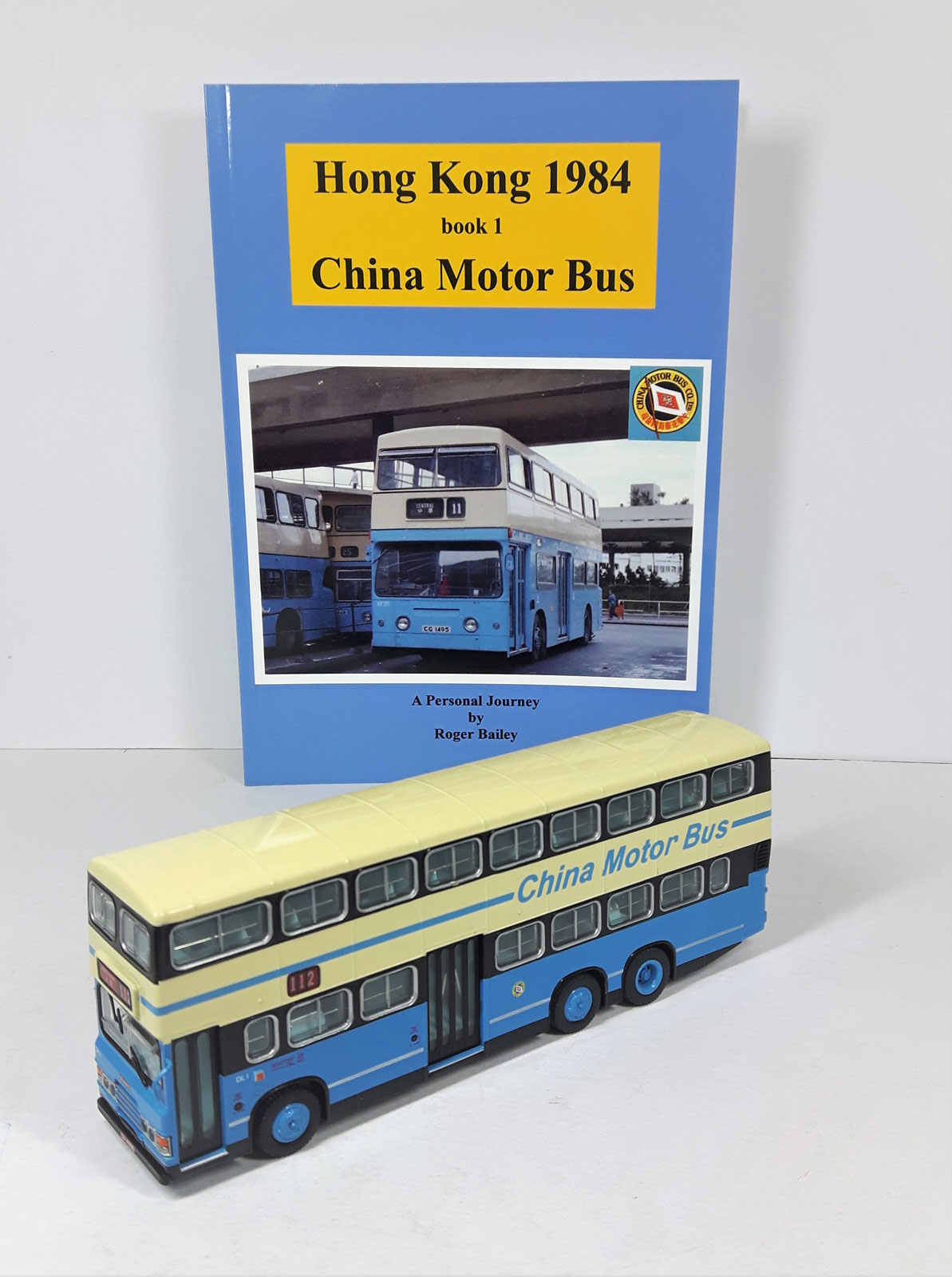 Tiny City Hong Kong Tram Sanrio Characters Livery Diecast Model 168 